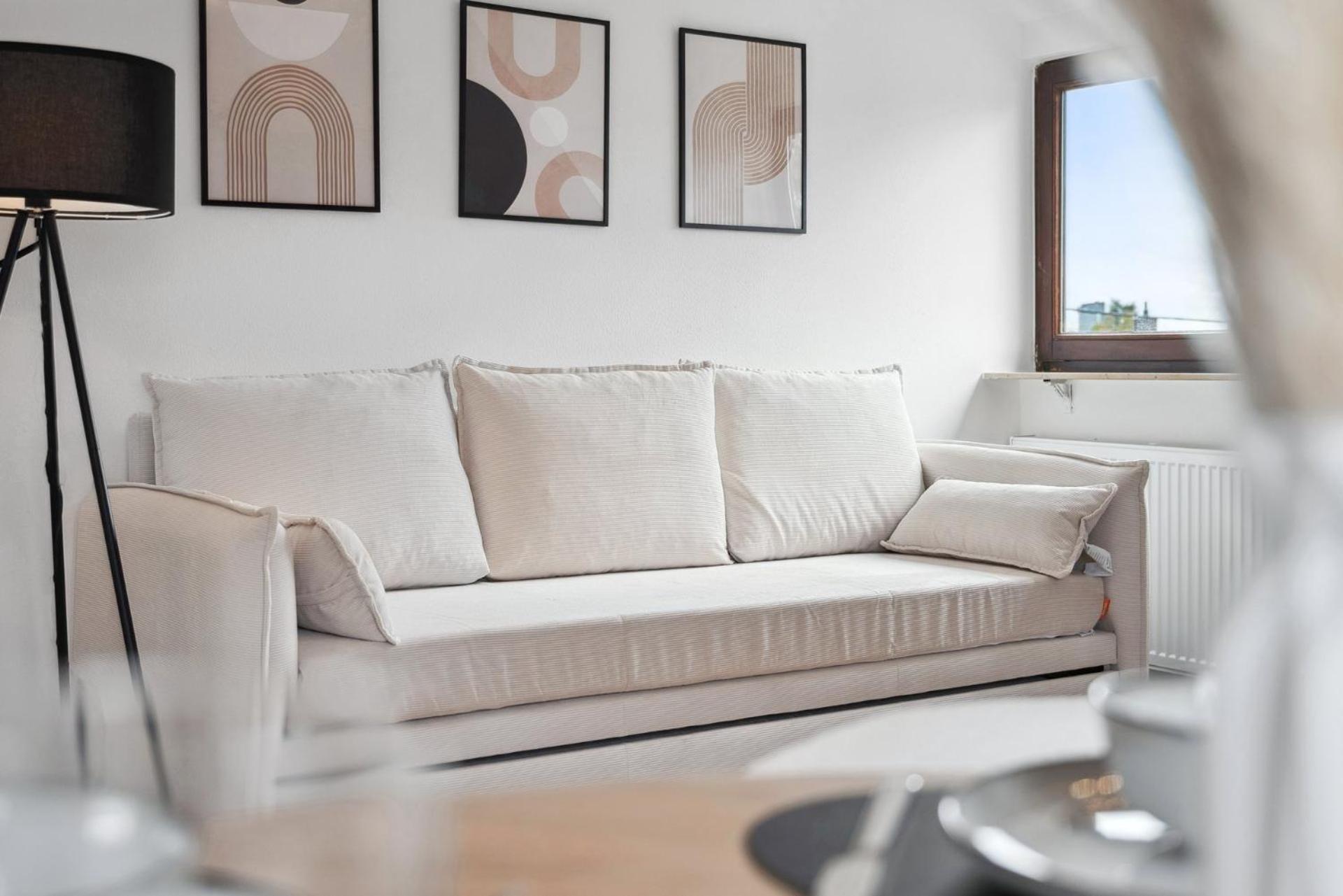 Malu Rooms - Top Lage, Kostenloser Parkplatz, Klima, Netflix, 24H Checkin Ludwigsburg Eksteriør billede