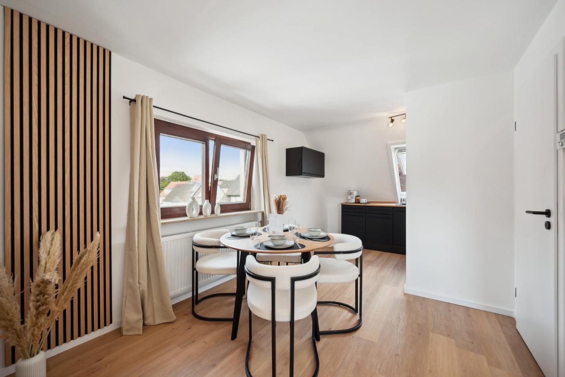 Malu Rooms - Top Lage, Kostenloser Parkplatz, Klima, Netflix, 24H Checkin Ludwigsburg Eksteriør billede
