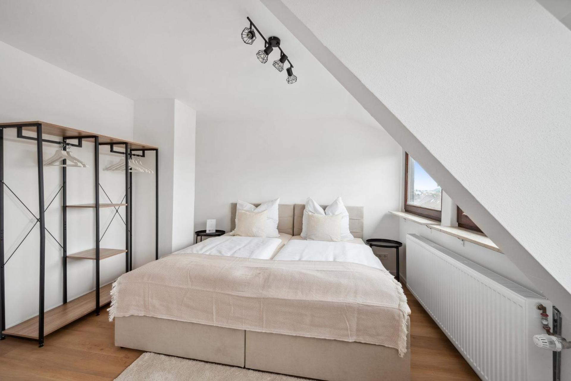 Malu Rooms - Top Lage, Kostenloser Parkplatz, Klima, Netflix, 24H Checkin Ludwigsburg Eksteriør billede
