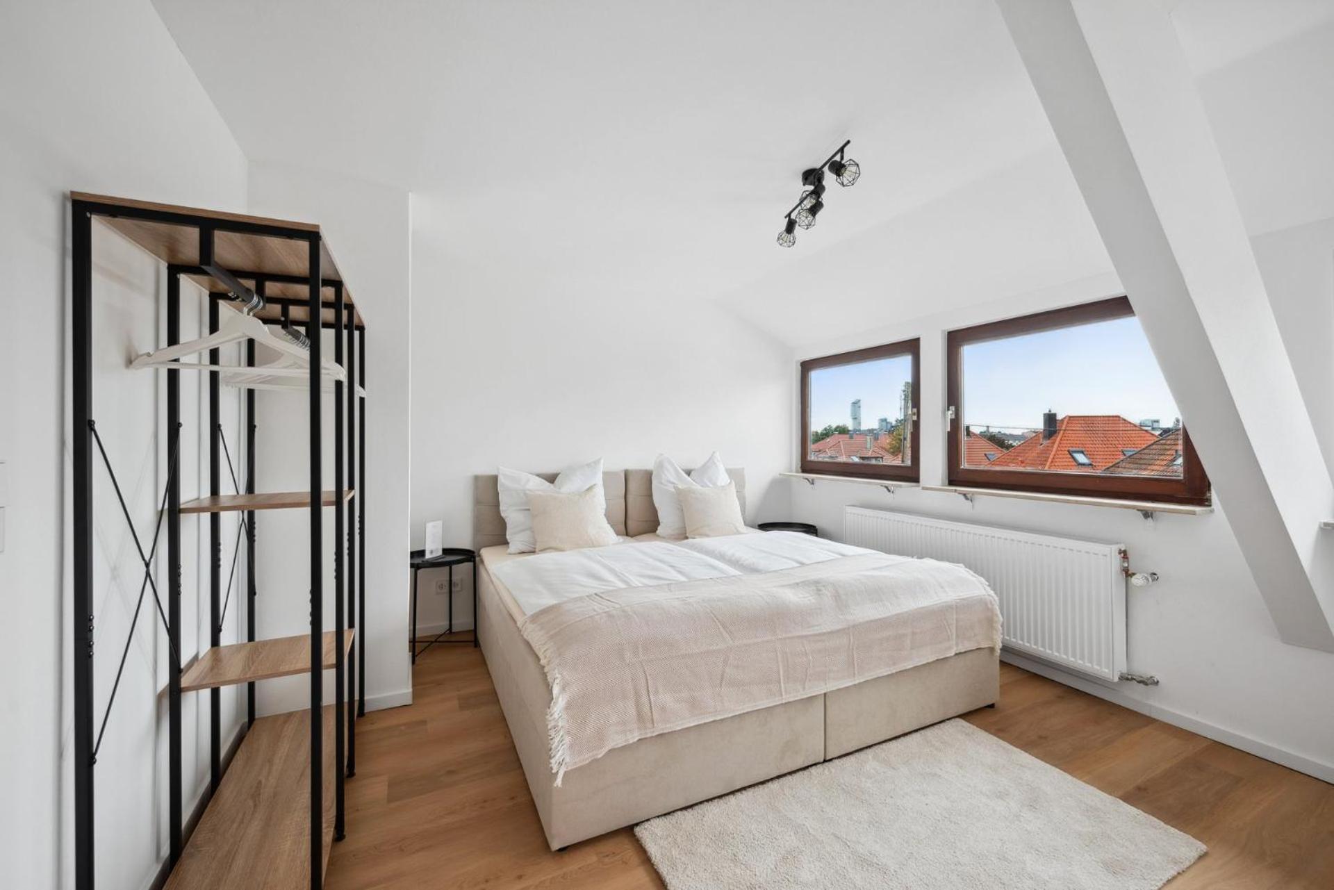 Malu Rooms - Top Lage, Kostenloser Parkplatz, Klima, Netflix, 24H Checkin Ludwigsburg Eksteriør billede